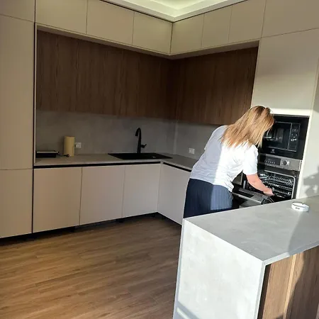 Apartman 22 *